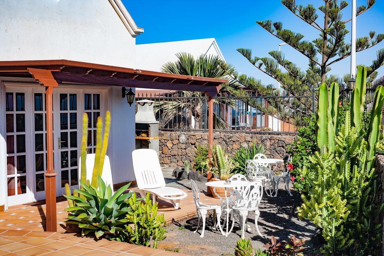 Villa Tías Exterior foto
